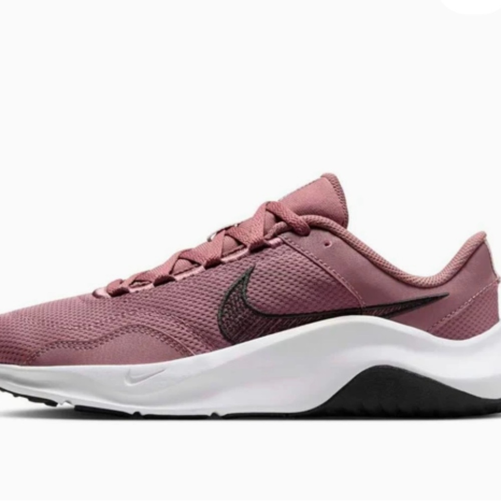 Nike Legend Essential 3 Next Nature 'Smokey Mauve' New With Box Size: 7.5